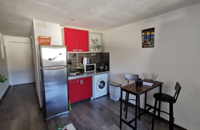 location appartement 578 € CC /mois à proximité de Peynier (13790)