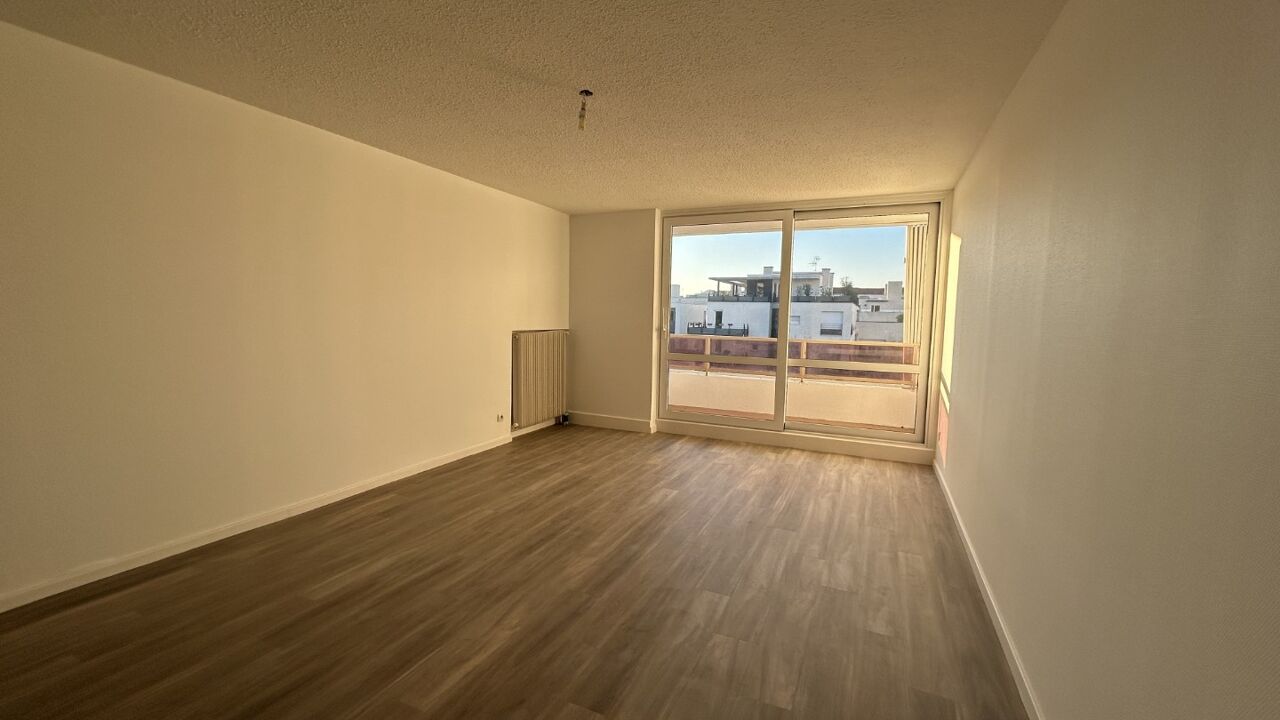 appartement 1 pièces 38 m2 à louer à Lyon 8 (69008)