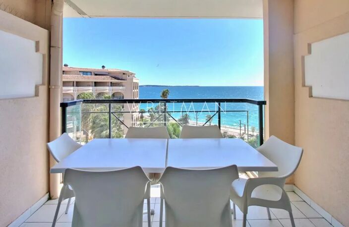 Duplex en dernier étage de 3 pièces avec 2 terrasses vue mer - C — photo 4