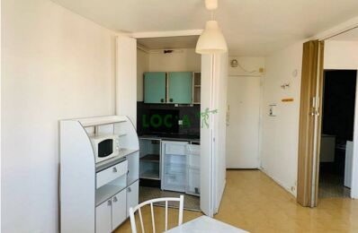 location appartement 720 € CC /mois à proximité de Massieux (01600)