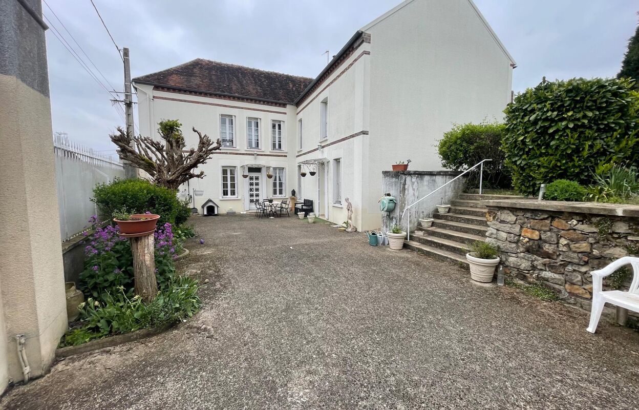 maison 4 pièces 190 m2 à vendre à Thorigny-sur-Oreuse (89260)