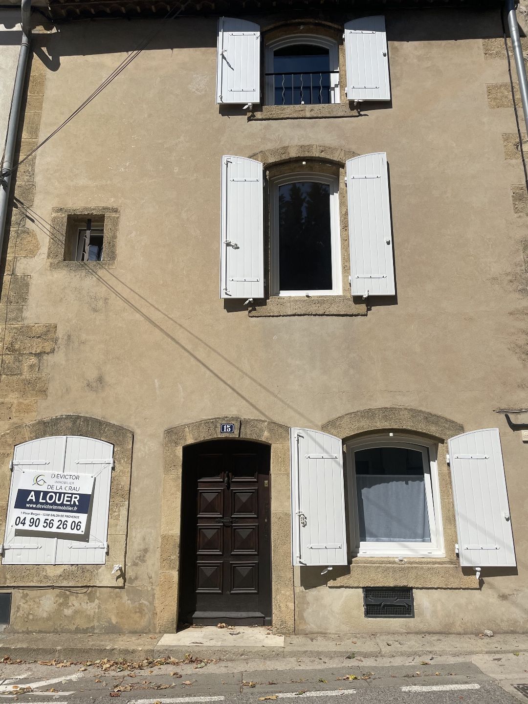 Appartement  T4 à louer Grans 13450