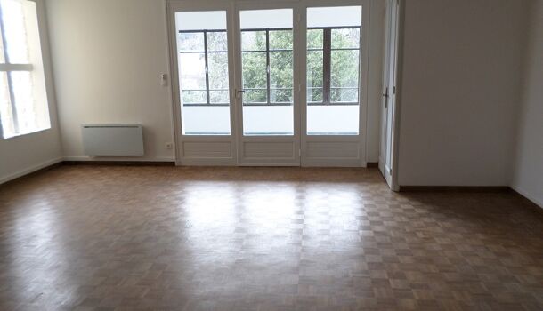 Appartement 4 pièces  à louer Grans 13450