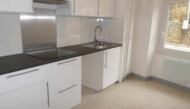 Appartement 4 pièces  à louer Grans 13450