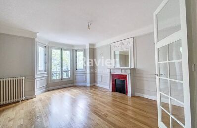 location appartement 2 250 € CC /mois à proximité de Saint-Mandé (94160)