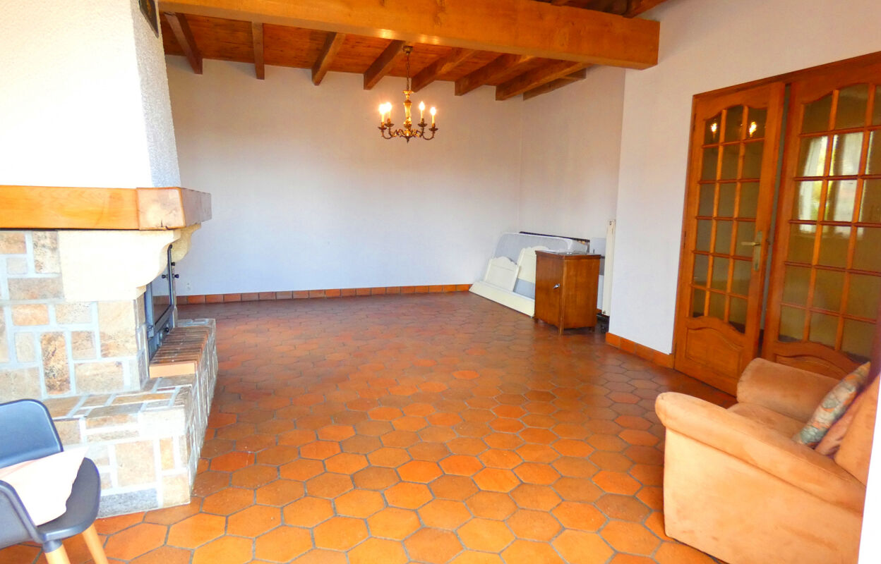 maison 5 pièces 130 m2 à vendre à Aurillac (15000)