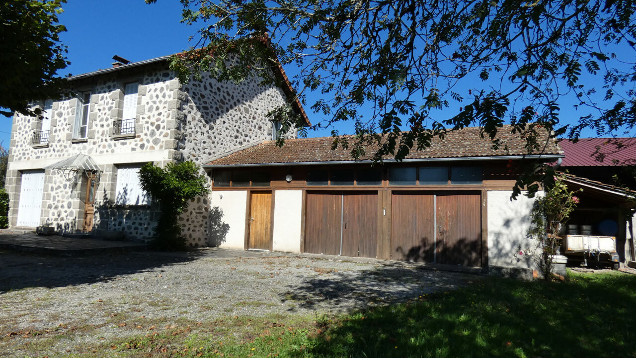 maison 5 pièces 130 m2 à vendre à Aurillac (15000)