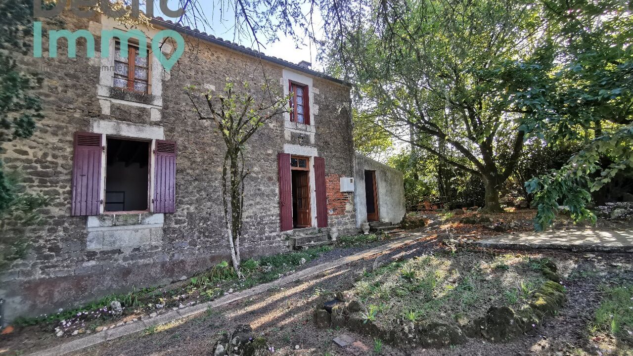 maison 5 pièces 114 m2 à vendre à L'Hermenault (85570)