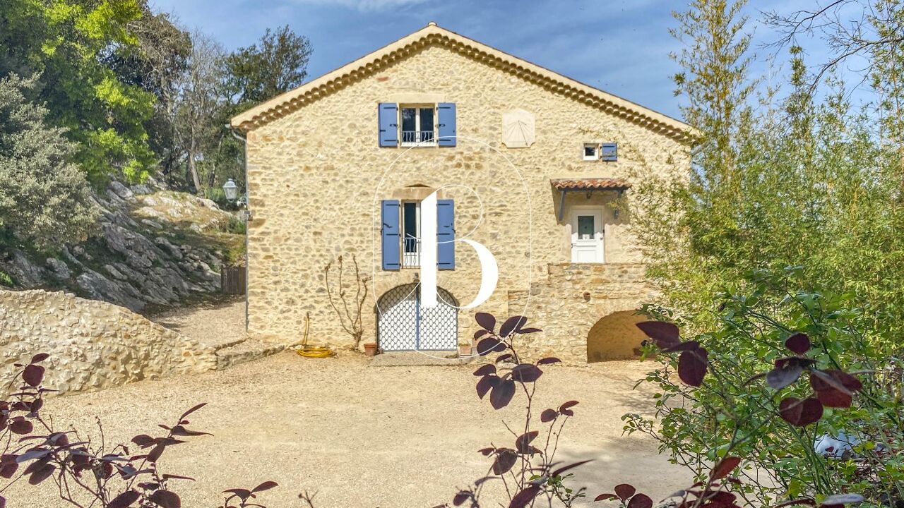 maison 9 pièces 300 m2 à vendre à Barjac (30430)