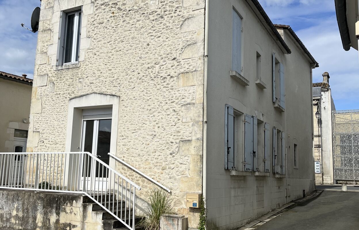 maison 4 pièces 120 m2 à vendre à Saint-Genis-de-Saintonge (17240)