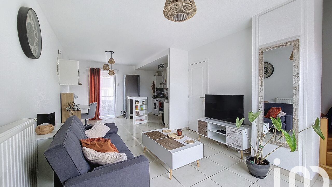 appartement 2 pièces 42 m2 à vendre à Marolles-en-Hurepoix (91630)