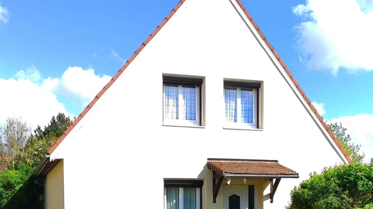 maison 5 pièces 102 m2 à vendre à Vaux-le-Pénil (77000)