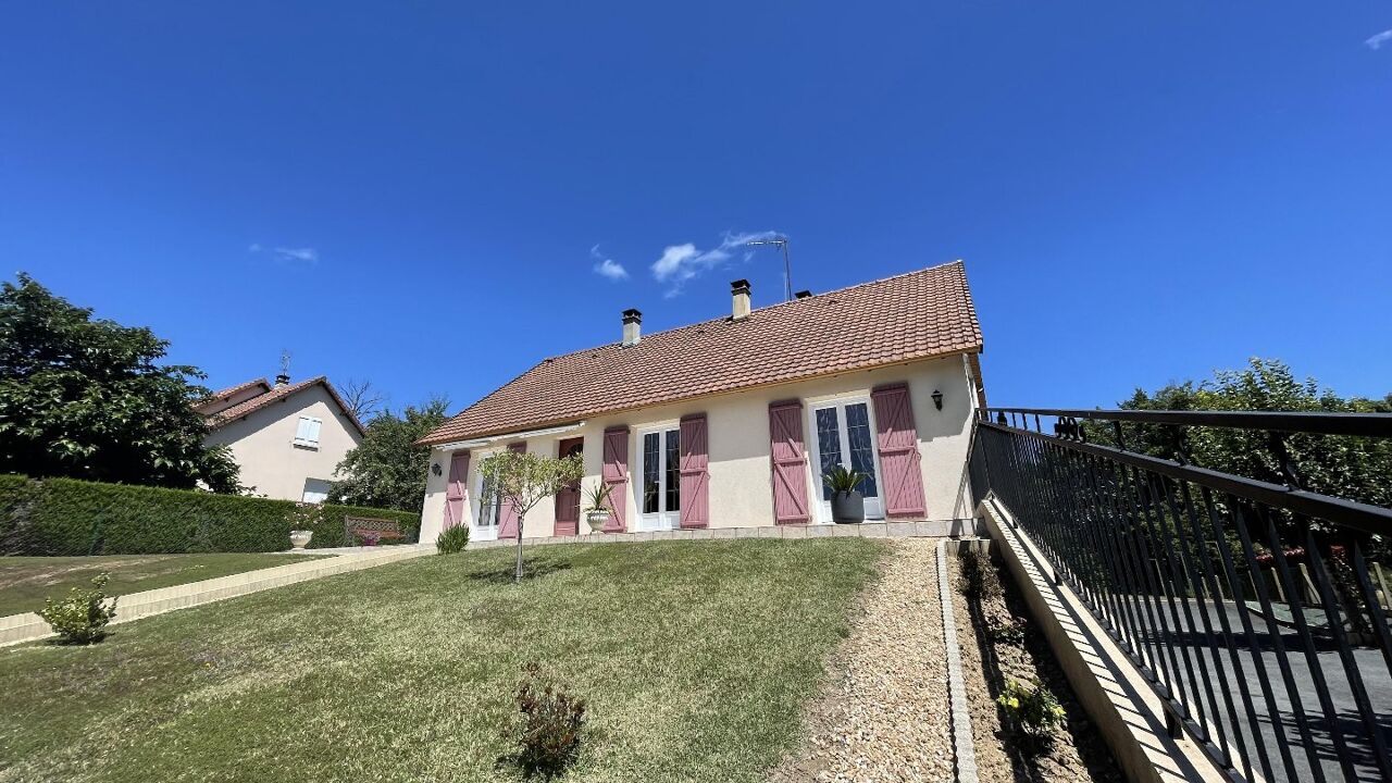 maison 5 pièces 119 m2 à vendre à Saint-Yrieix-la-Perche (87500)