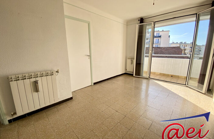 Appartement T3 avec cave — photo 2