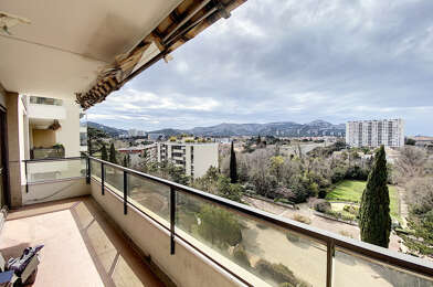 Appartement 6 pièces 1610 €