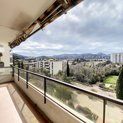 Appartement 6 pièces 1610 €