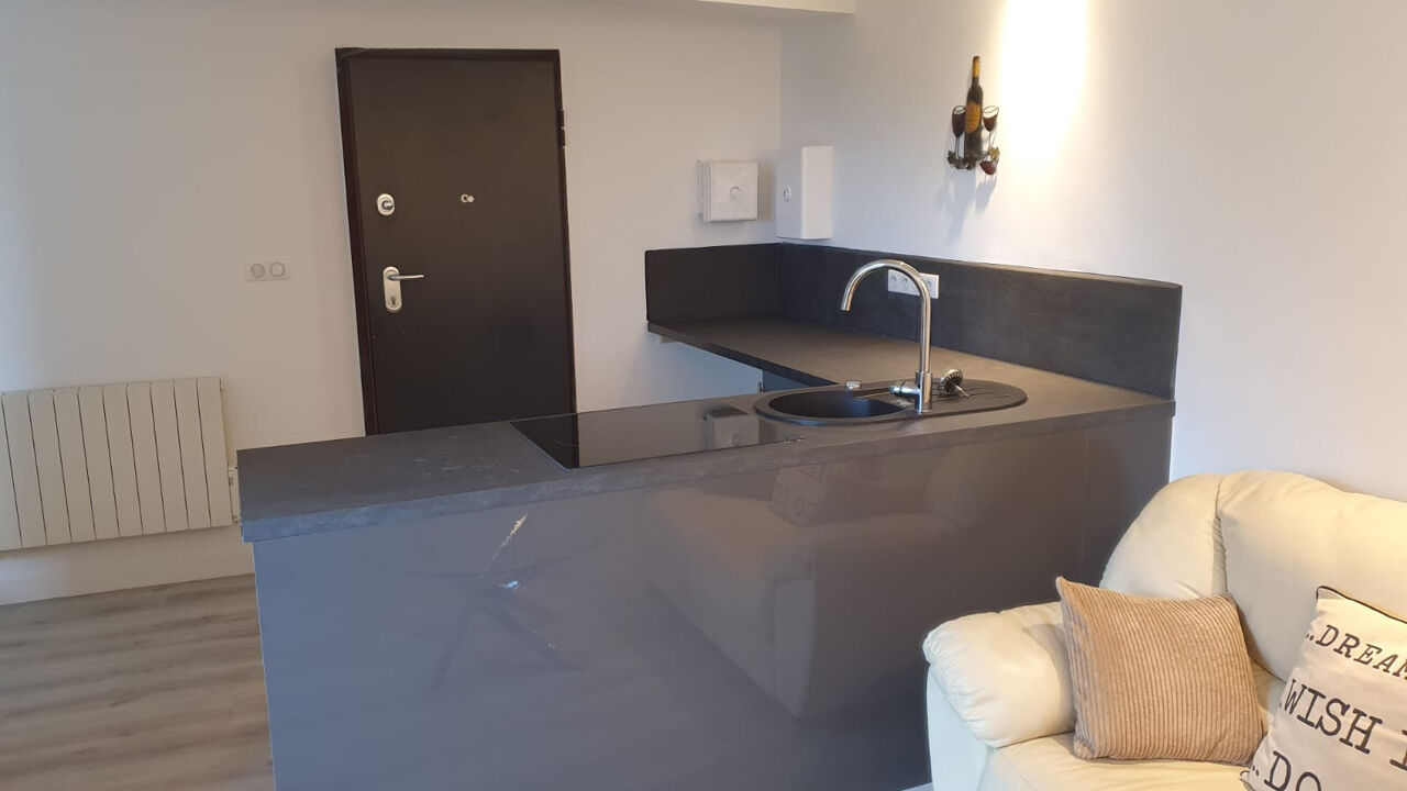 appartement 2 pièces 27 m2 à louer à Saint-Yrieix-la-Perche (87500)