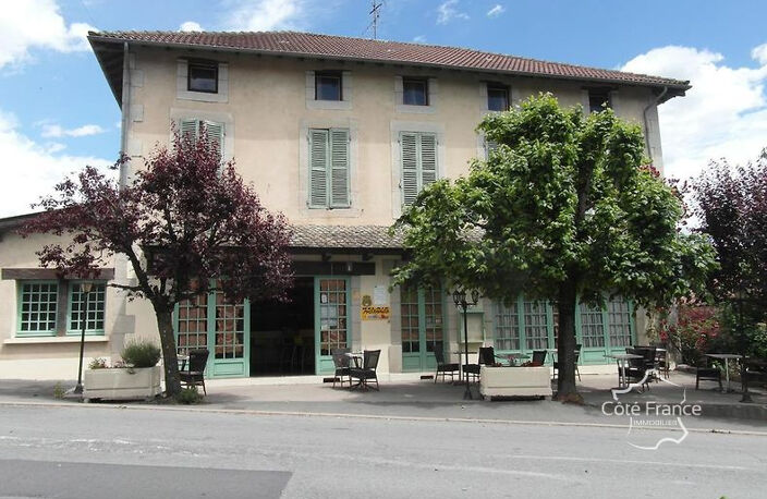 Hôtel à Maurs 15600 sud Auvergne, contre l'Aveyron et le Lot — photo 2