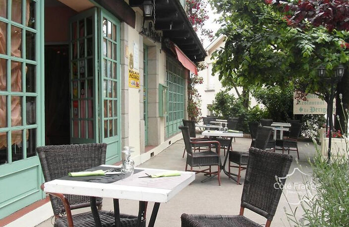 Hôtel à Maurs 15600 sud Auvergne, contre l'Aveyron et le Lot — photo 3