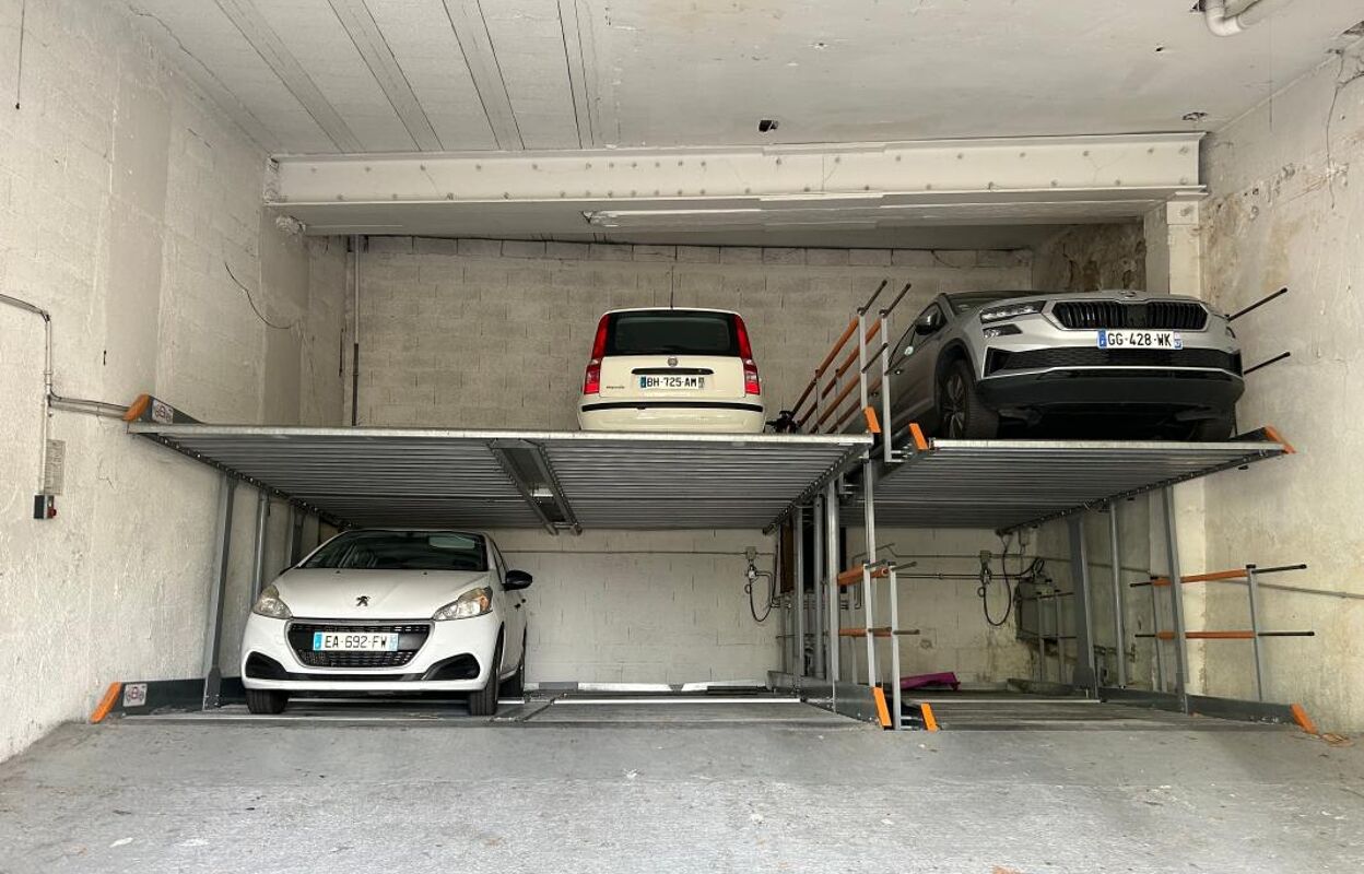 garage  pièces 12 m2 à vendre à Marseille 4 (13004)