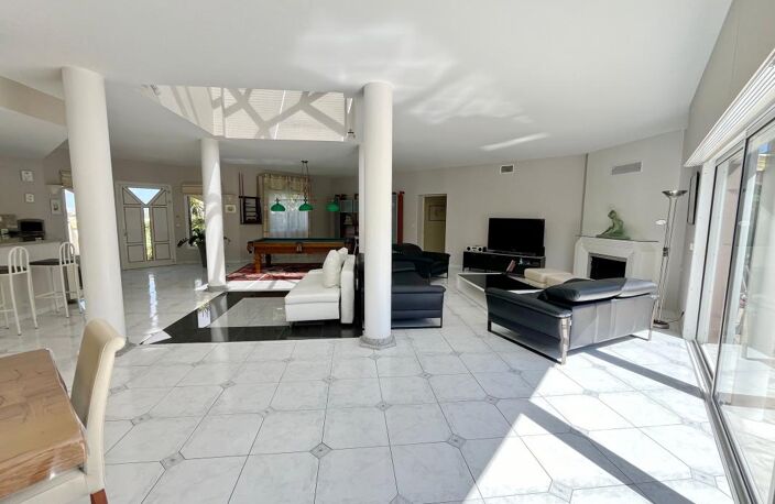Superbe villa avec piscine et jardin paysagé — photo 5