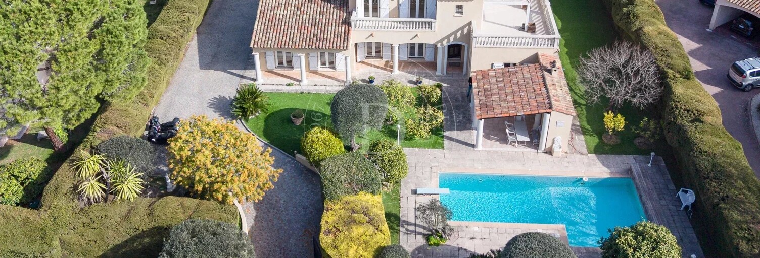 Maison 6 Pièces 190 m² à vendre à Villefranche-sur-Mer (06230)