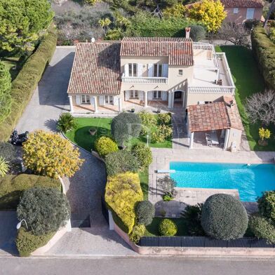 Maison 6 pièces 2900000 €