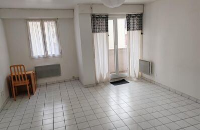 location appartement 815 € CC /mois à proximité de Châtillon (92320)