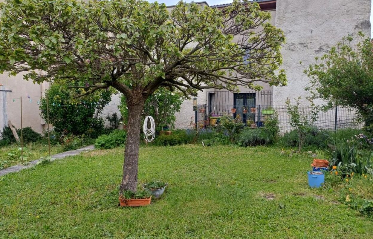 maison 3 pièces 60 m2 à vendre à Saint-Julien-de-Coppel (63160)