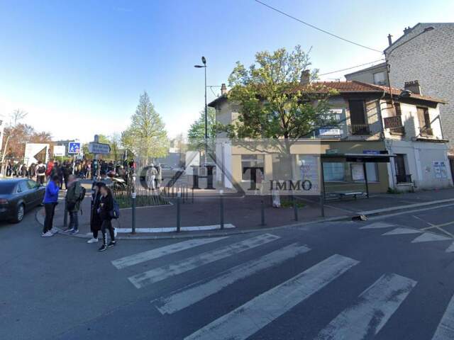 BOUTIQUE EMPLACMENT 1 A VENDRE 96M2 MONTREUIL — photo du bien
