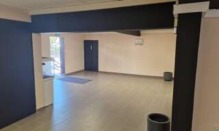 Commerce 5 Pièces 350 m² à vendre à Saint-André (97440)