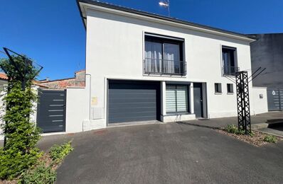 vente maison 337 900 € à proximité de Fouquebrune (16410)