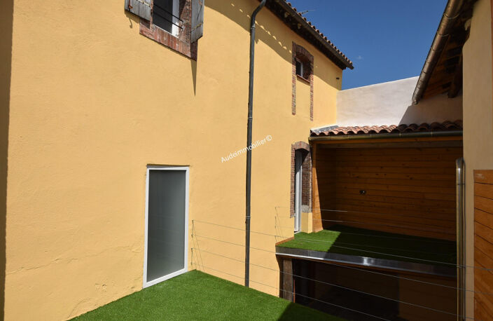Maison avec gîte, terrasses dont une couverte, cour intérie — photo 2