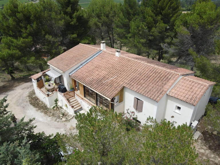 Maison avec grand jardin et mobilhome — photo 1