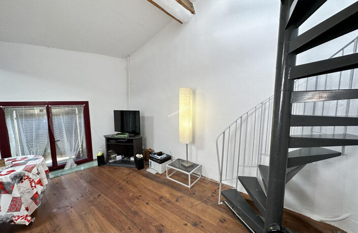 Maison en pierres avec jardin — photo 5
