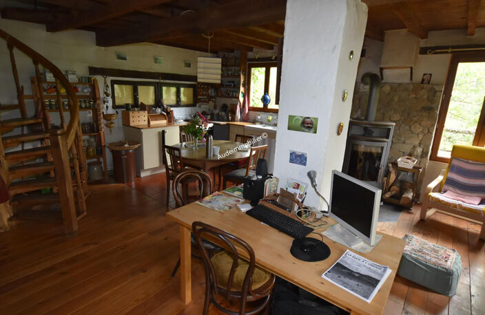 Maison style chalet avec beau jardin de 4000 m2 — photo 5