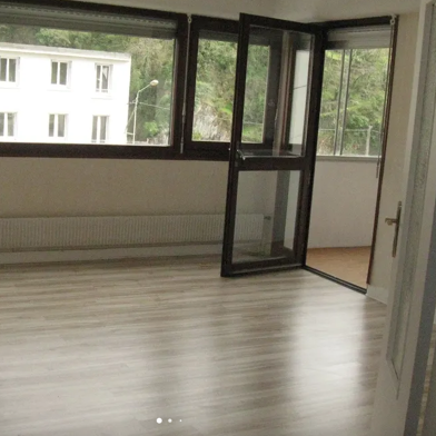 Appartement 2 pièces 77 m²