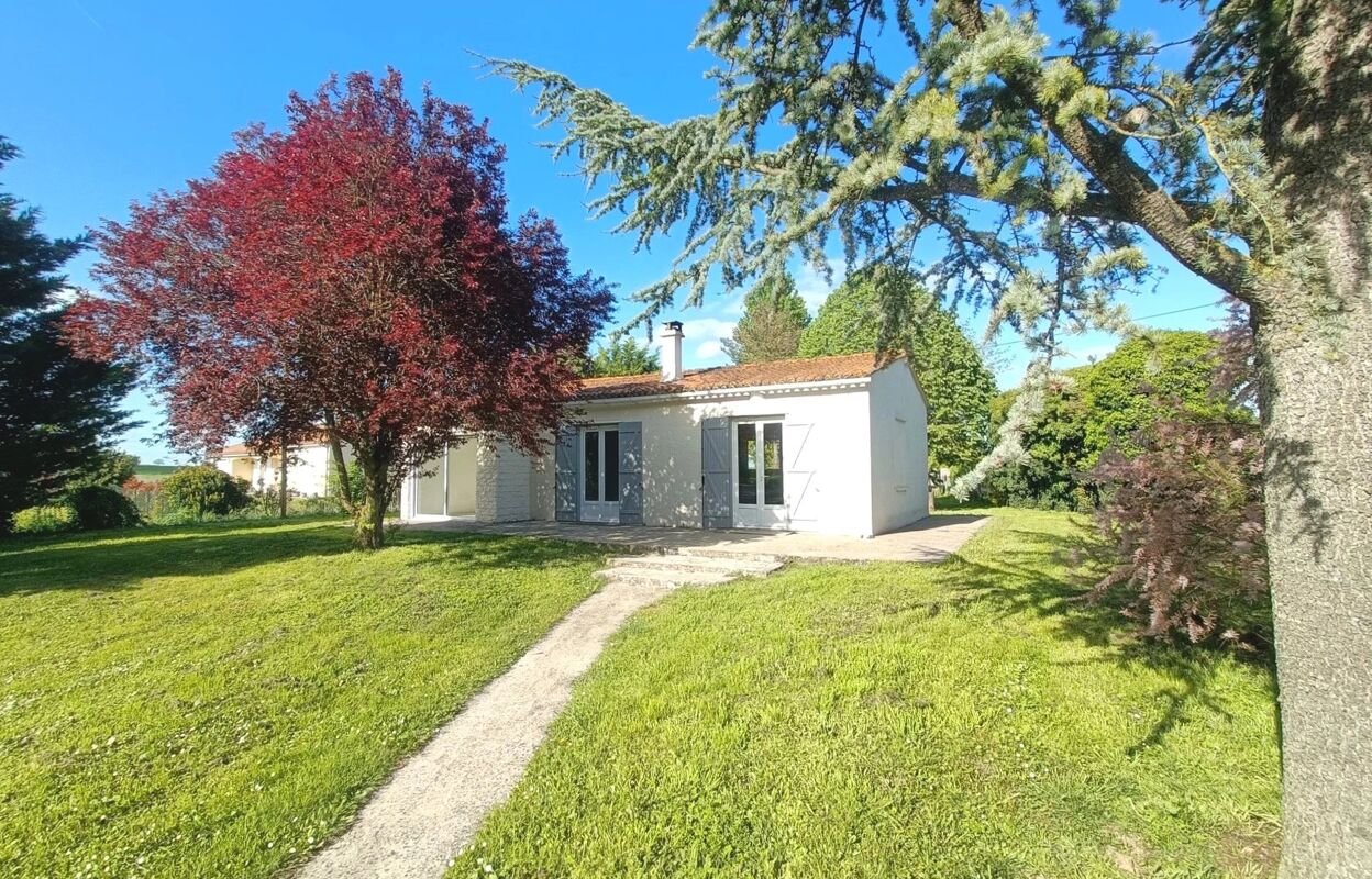maison 3 pièces 65 m2 à vendre à Champigny en Rochereau (86170)