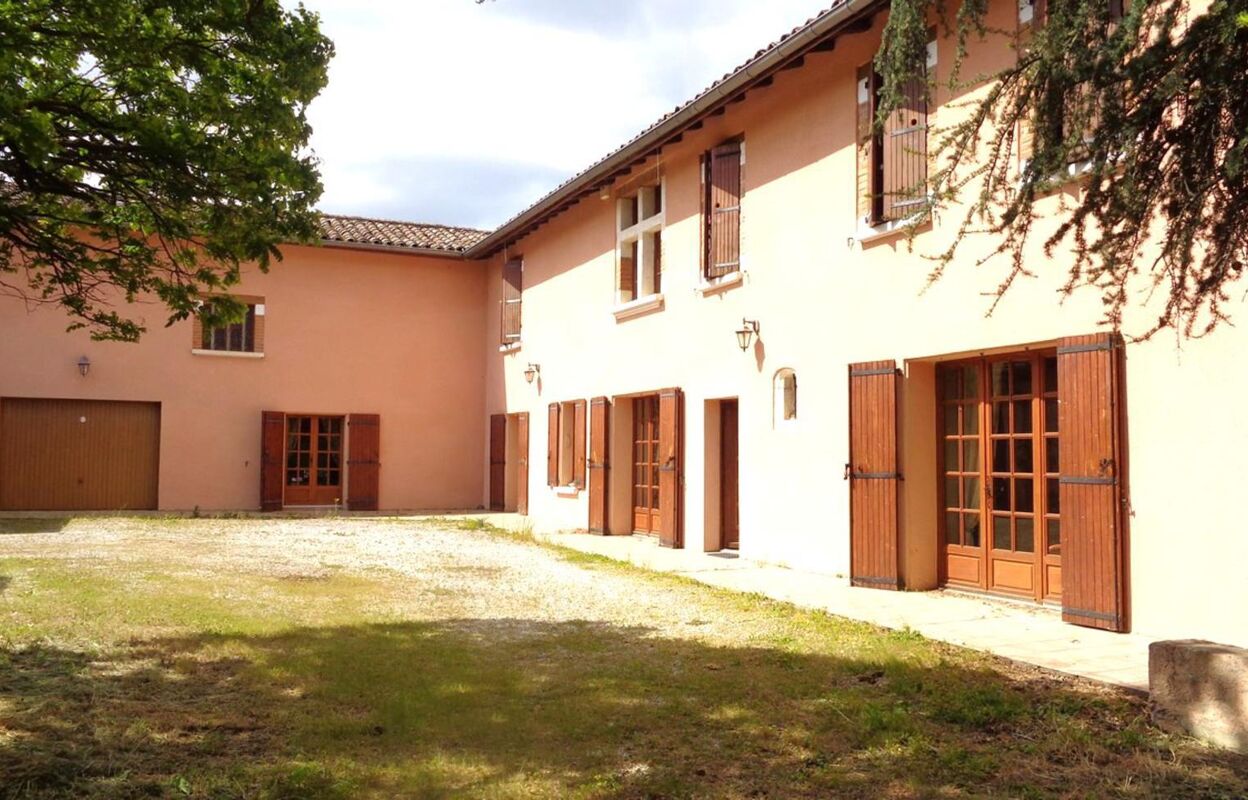 maison 9 pièces 400 m2 à vendre à Cambon (81990)