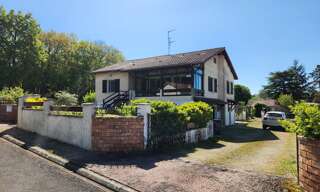 Maison 8 Pièces 212 m² à vendre à Voulême (86400)