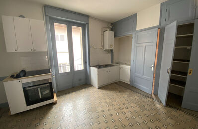 location appartement 590 € CC /mois à proximité de Château-Chalon (39210)