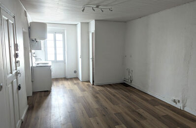 location appartement 590 € CC /mois à proximité de Le Beausset (83330)