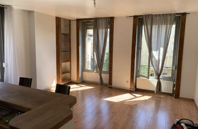 location appartement 425 € CC /mois à proximité de Le Chambon-Feugerolles (42500)