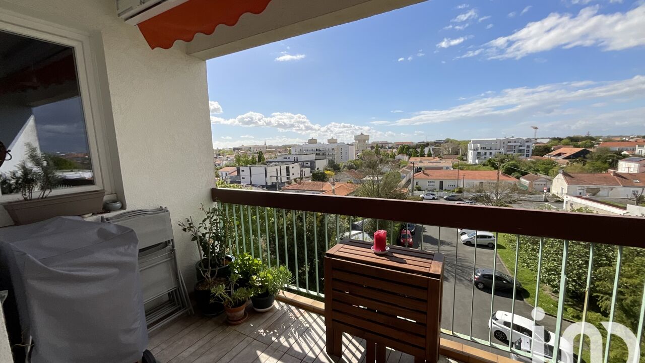 appartement 5 pièces 98 m2 à vendre à La Rochelle (17000)