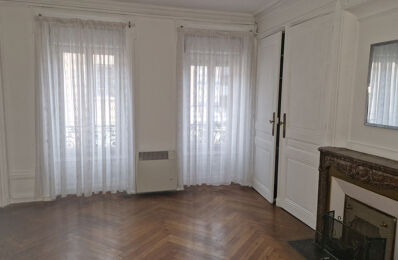 location appartement 950 € CC /mois à proximité de Lyon 8 (69008)