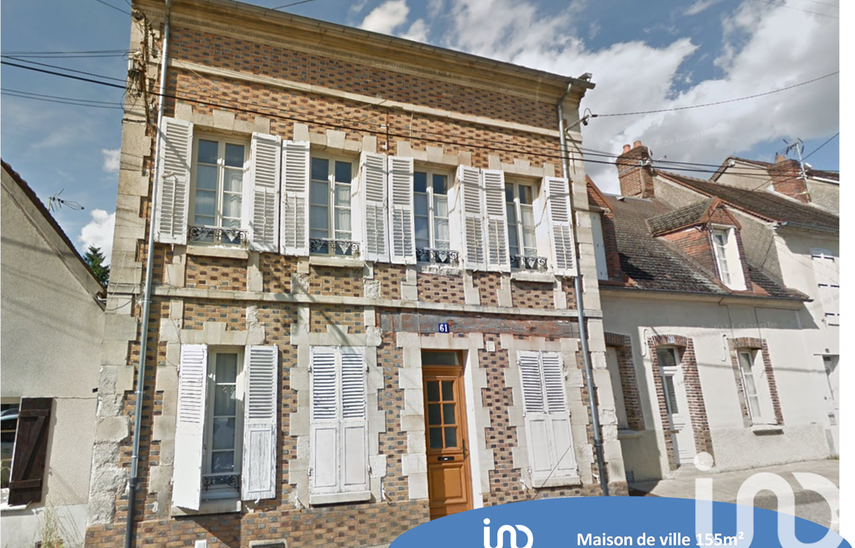 Vente maison 6 pièces 155 m² Villeneuve-sur-Yonne (89500)
