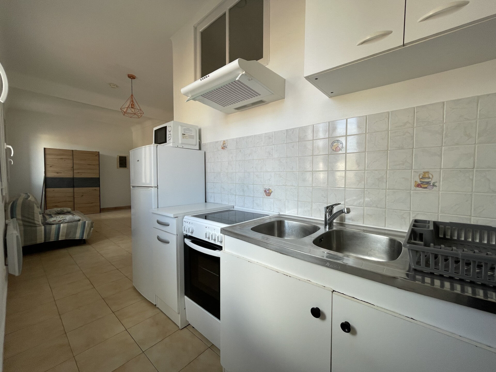 Appartement 1 pièces  à louer Saint-Cyr-sur-Mer 83270