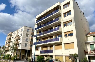location appartement 740 € CC /mois à proximité de Le Cendre (63670)