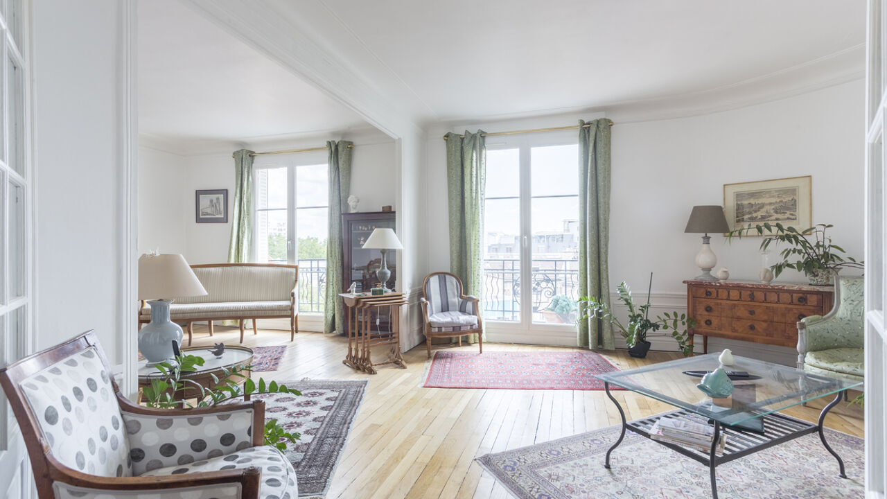 appartement 4 pièces 136 m2 à vendre à Paris 18 (75018)