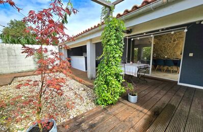 vente maison 336 000 € à proximité de Saint-Médard-de-Guizières (33230)